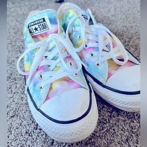 Womens Converse Chuck Taylor All Star Lo Sneaker - Tie Dye - size 8- worn 2x